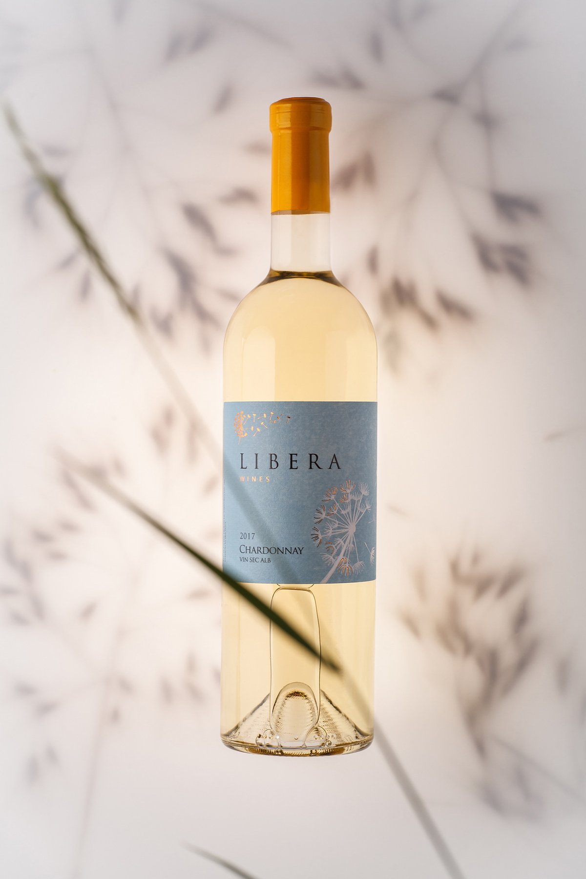 Libera餐食葡萄酒品牌包裝設(shè)計(jì)&mdash;&mdash;創(chuàng)新品牌營(yíng)銷(xiāo)的必要性，餐飲品牌設(shè)計(jì)，品牌形象整合，品牌包裝設(shè)計(jì)，餐飲品牌視覺(jué)設(shè)計(jì)，餐飲品牌營(yíng)銷(xiāo)，品牌戰(zhàn)略定位，品牌設(shè)計(jì)公司，深圳品牌策劃，深圳品牌設(shè)計(jì)，左右格局